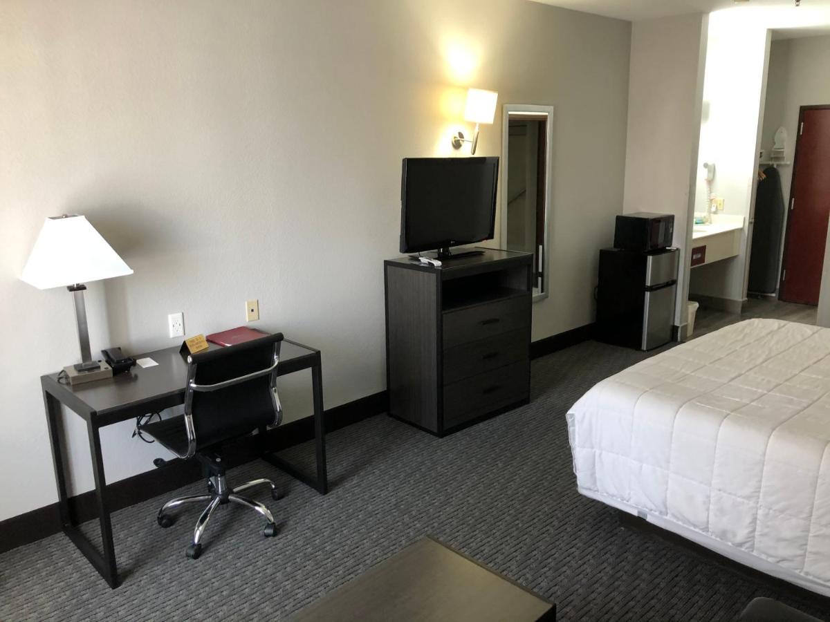 Lea County Inn Hobbs Buitenkant foto